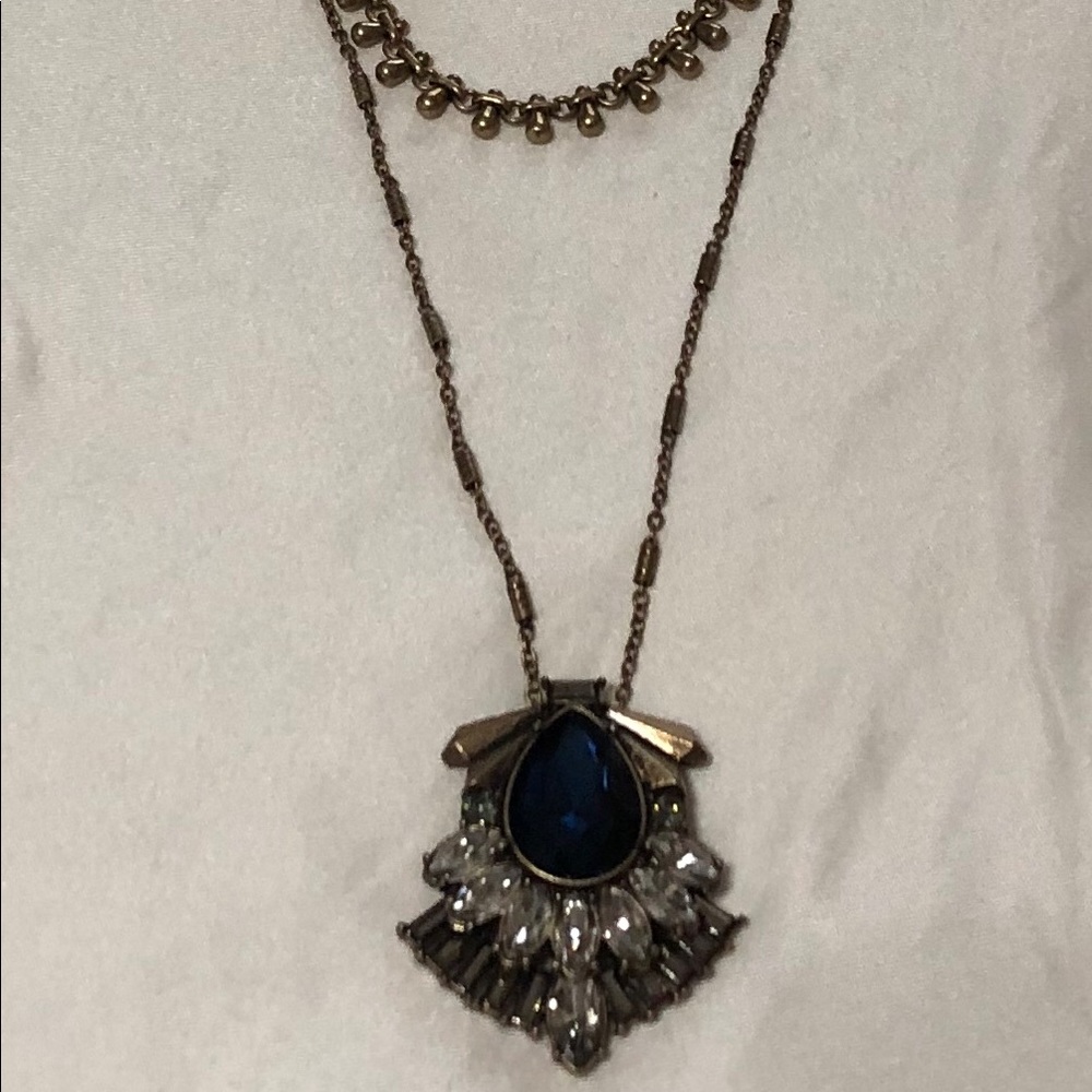 Versatile triple strand necklace in antique gold